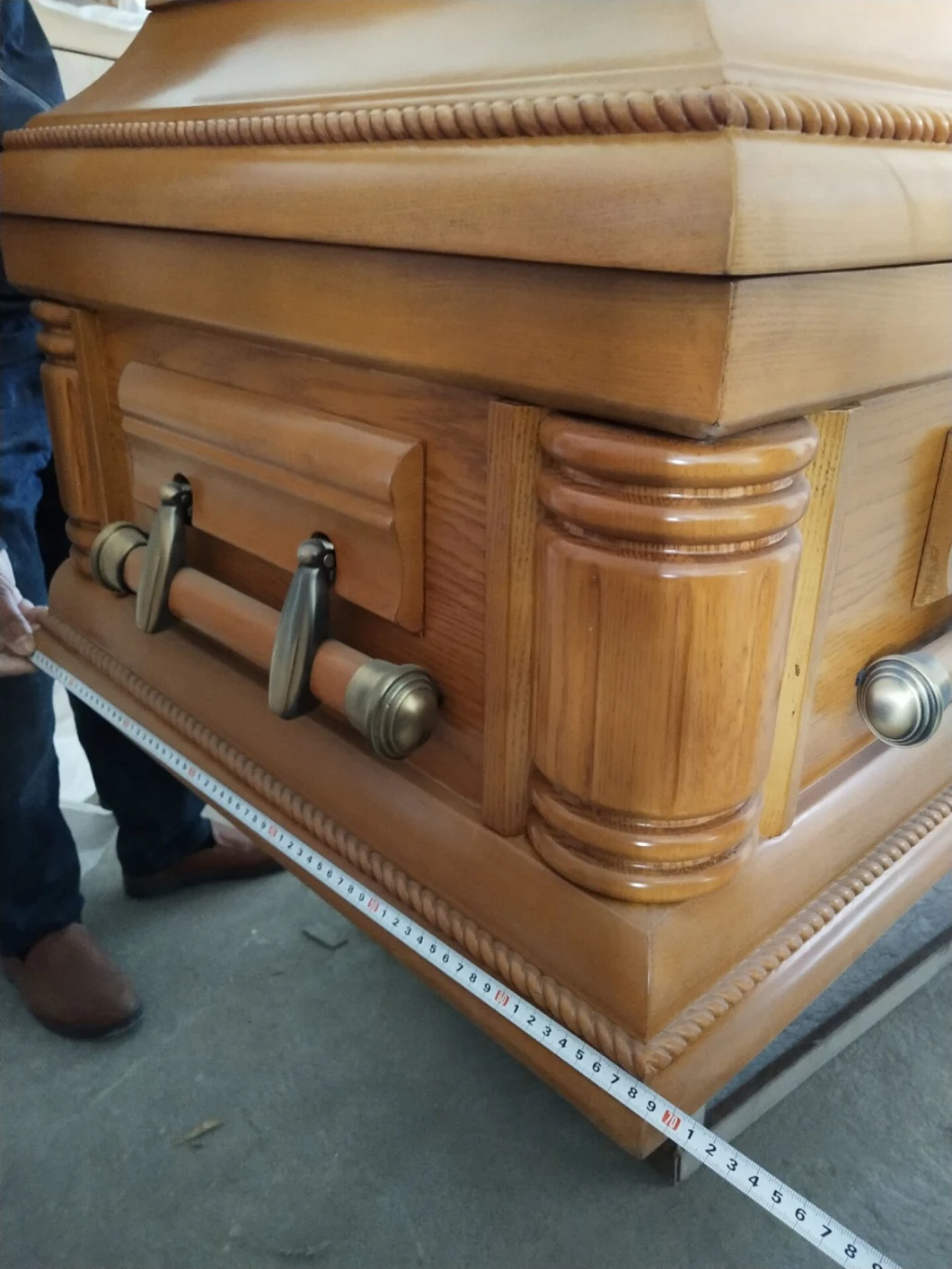 Factory Cheap Price Casket by Luxury Solid Wood High Quality Casket